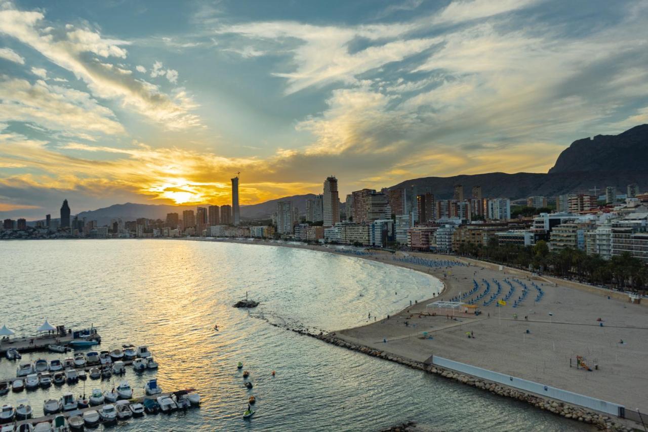 Apartamentos La Mar Benidorm Luaran gambar