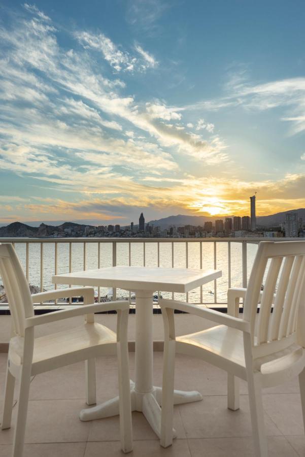 Apartamentos La Mar Benidorm Luaran gambar