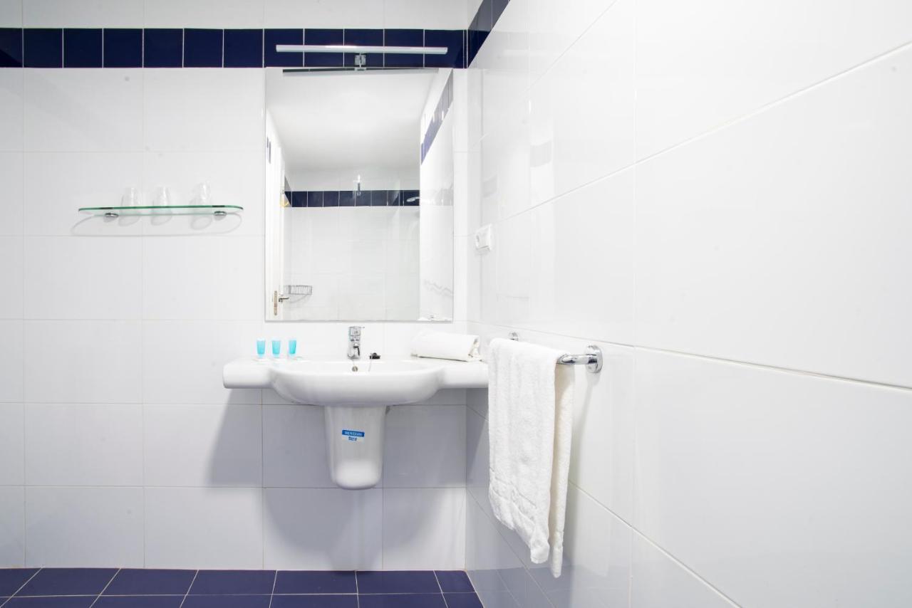 Apartamentos La Mar Benidorm Luaran gambar