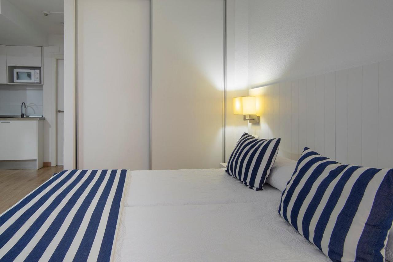 Apartamentos La Mar Benidorm Luaran gambar